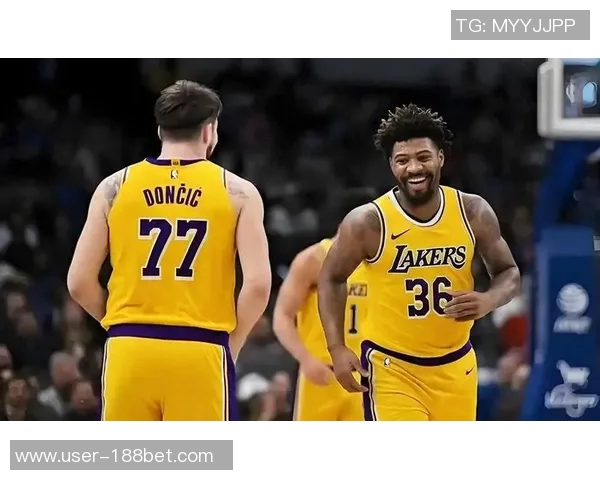 斯玛特称东詹组合激活队友进攻并吸引对手防守重心